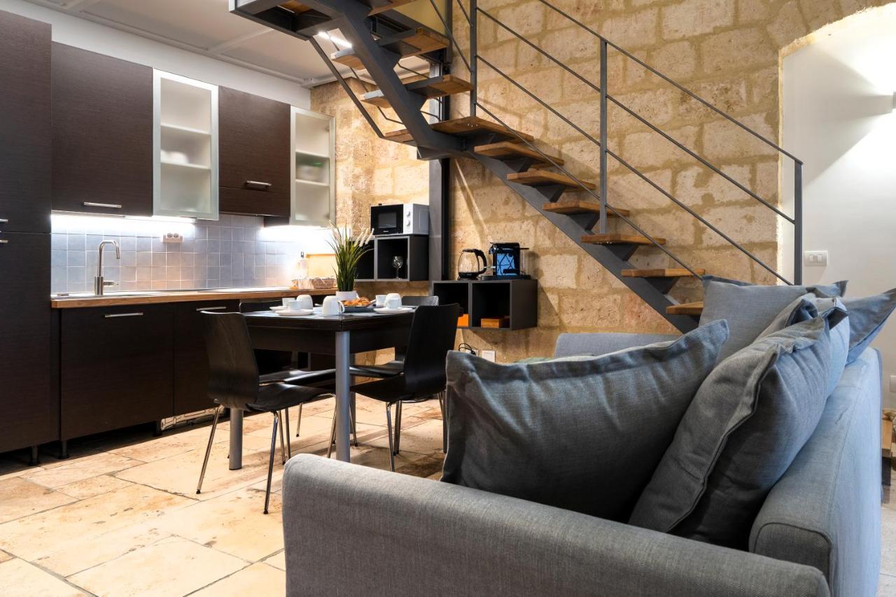 Stazione & Politecnico Stylish Apt With Netflix Bari Dış mekan fotoğraf